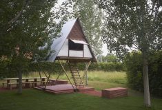 Крошечный домик, устойчивый к наводнениям, можно передвигать с места на место