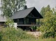 Põro House: деревянный дом со старинным каменным подвалом